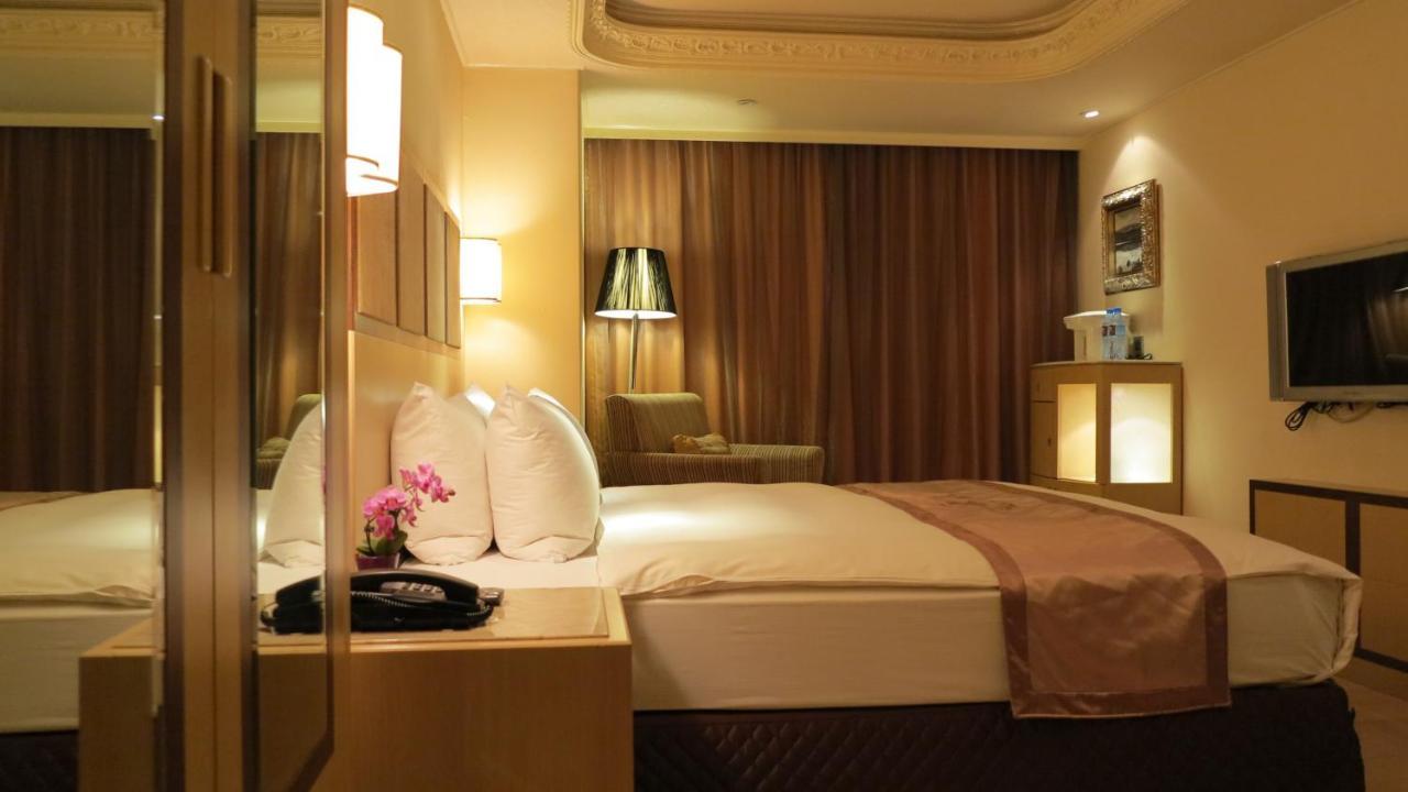 Taipei Charming City Hotel Esterno foto